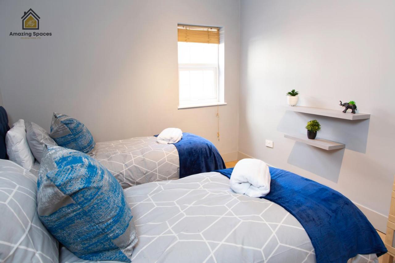 City Centre 2 Bed Flat Sleeps 3 For Work And Leisure With Free Wifi By Amazing Spaces Relocations Ltd Warrington Exteriör bild