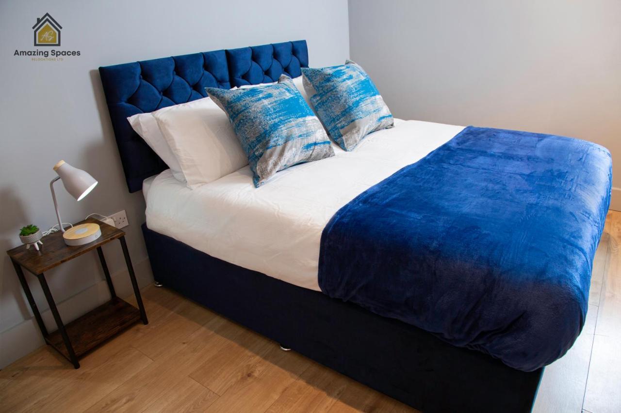 City Centre 2 Bed Flat Sleeps 3 For Work And Leisure With Free Wifi By Amazing Spaces Relocations Ltd Warrington Exteriör bild